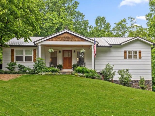 House for sale in Lookout Mountain, Georgia