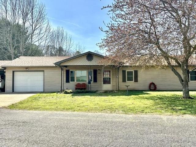 House for sale in Thayer, Missouri