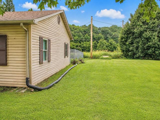 House for sale in Thayer, Missouri
