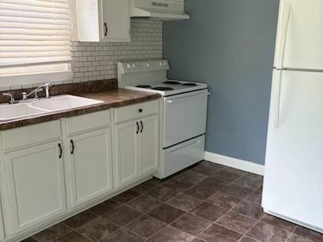 House for sale in Cecilia, Kentucky