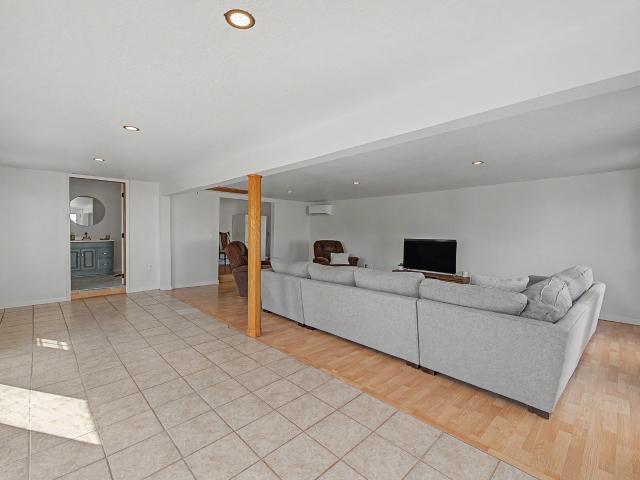 House for sale in Pleasantville, Iowa