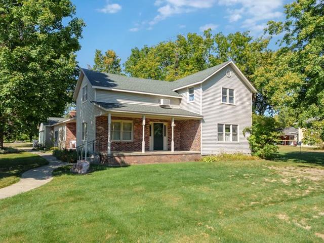 House for sale in Bloomingdale, Michigan