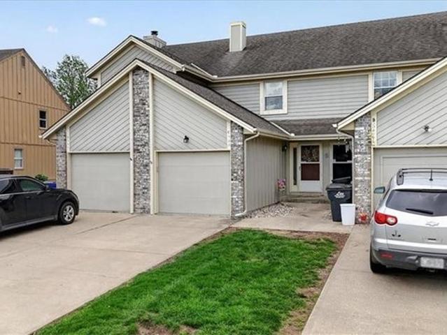 Condo for sale in Blue Springs, Missouri