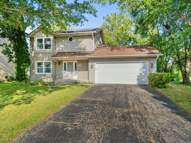 House for sale in Poplar Grove, Illinois