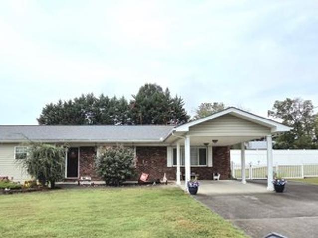 House for sale in Pigeon Forge, East Tennessee
