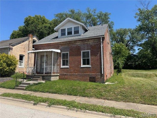 House for sale in Belleville, Saint Clair County