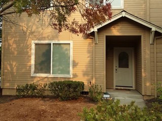 Townhouse for rent in Ashland, Jackson County