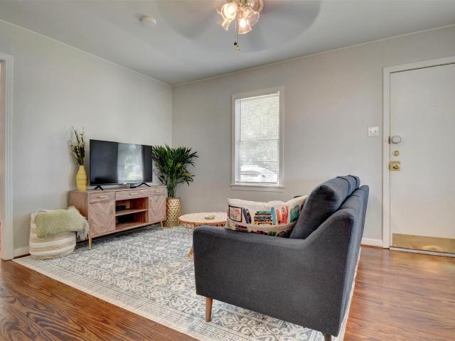 House for sale in Smithville, Texas