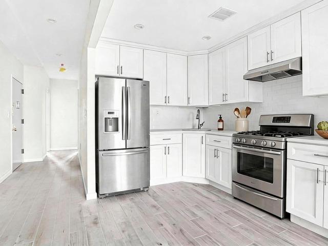 House for sale in The Bronx, Arverne