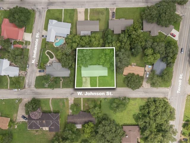 House for sale in Cuero