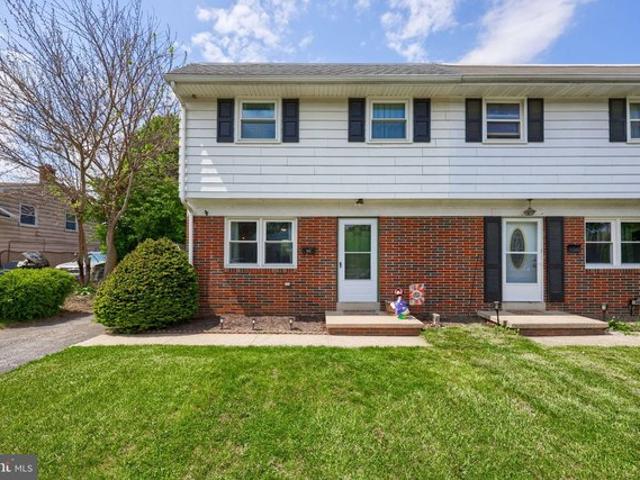 Townhouse for sale in Lititz, Pennsylvania