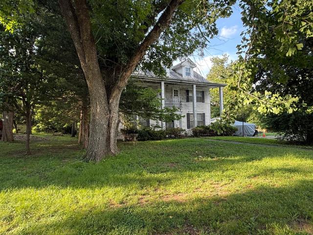 House for sale in Carbondale, Illinois