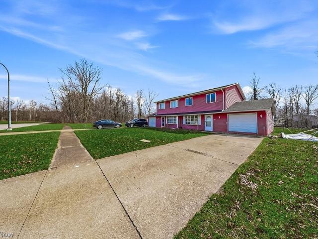 House for sale in Elyria, Ohio