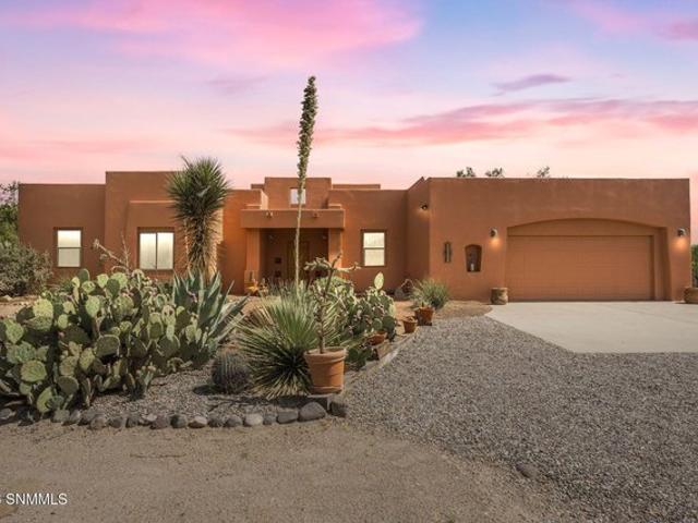 House for sale in Dona Ana, New Mexico