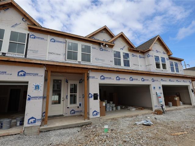 Townhouse for sale in Willoughby, Ohio