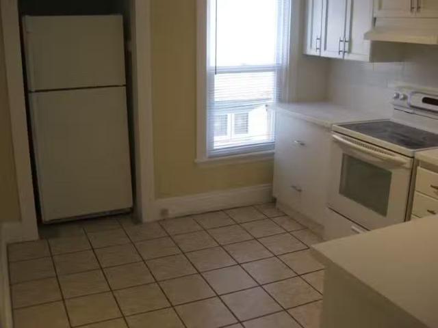 Condo for rent in Ancaster, Ontario