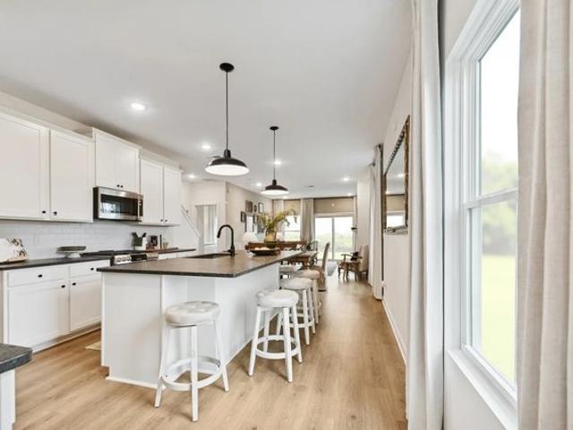Townhouse for sale in Willoughby, Ohio