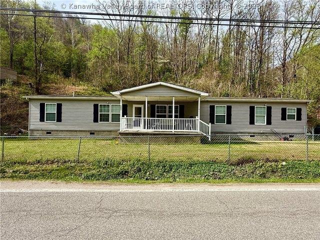 House for sale in Hugheston, West Virginia