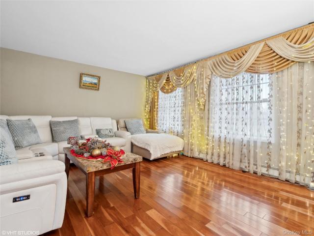 House for sale in Red Hook, New York