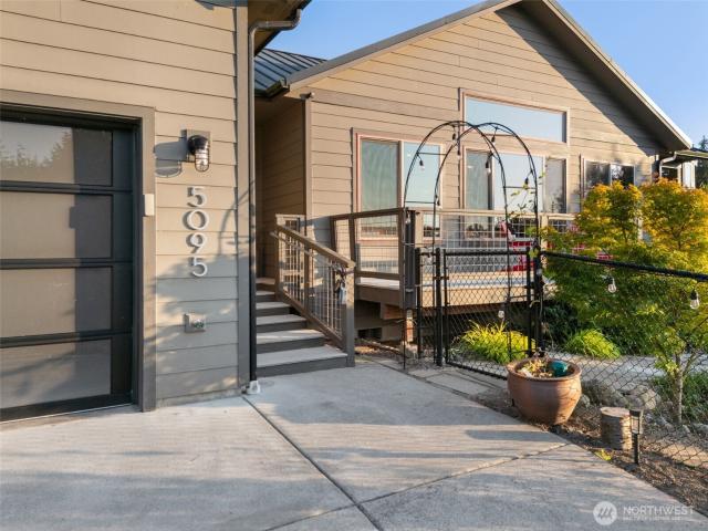 House for sale in Hansville, Washington