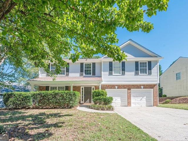 House for sale in Acworth, Cobb County