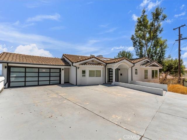 House for sale in Woodland Hills-Warner Center Neighborhood Council District, Canoga Park