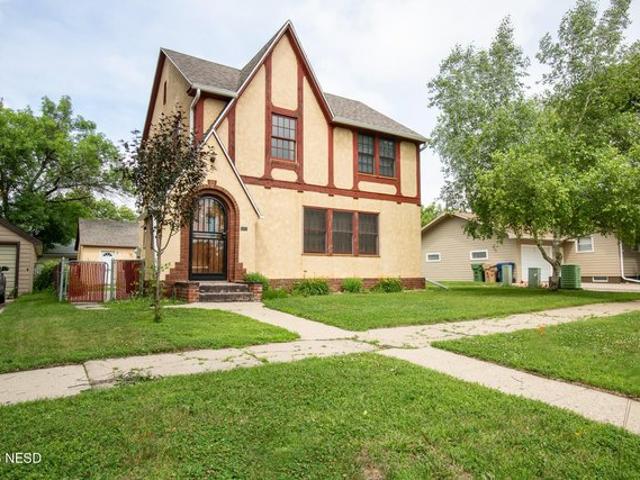 House for sale in Watertown, South Dakota