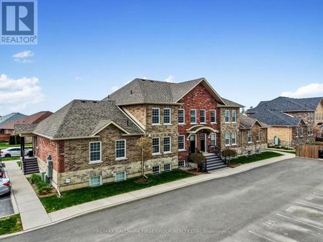 Townhouse for sale in Cobourg, Ontario