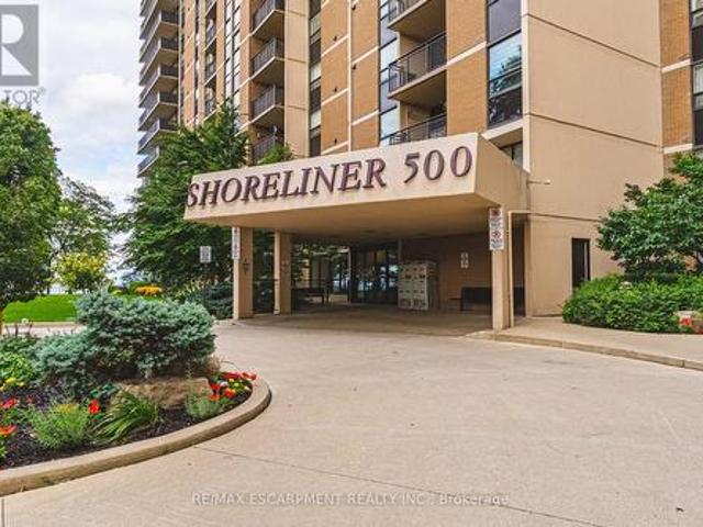 Condo for sale in Ancaster, Ontario
