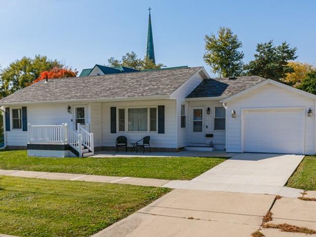 House for sale in DeWitt, Clinton County