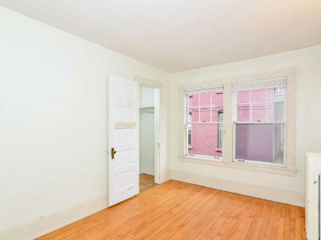 Apartment for rent in Hennepin, Minnesota