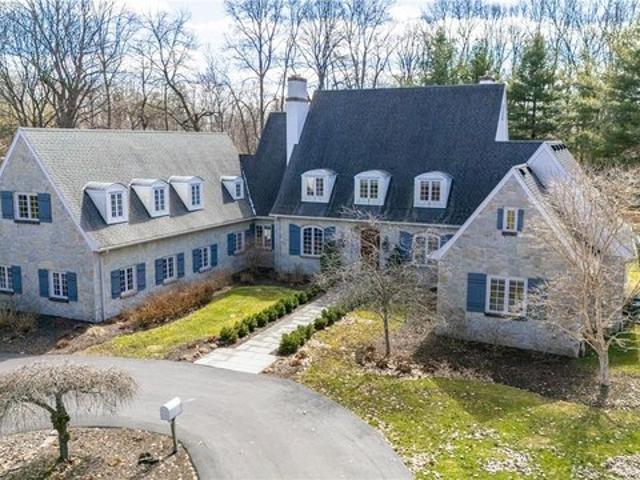 House for sale in Oak Hill, New York