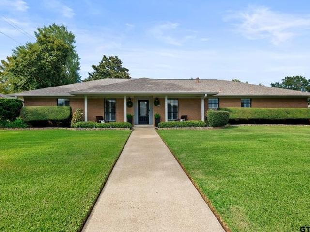 House for sale in Titus, Texas