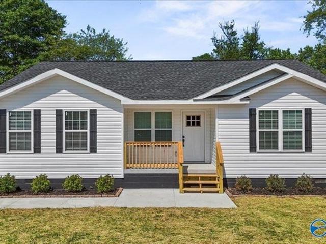 House for sale in Albertville, Alabama