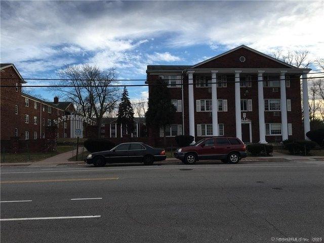 Condo for sale in East Hartford, Connecticut