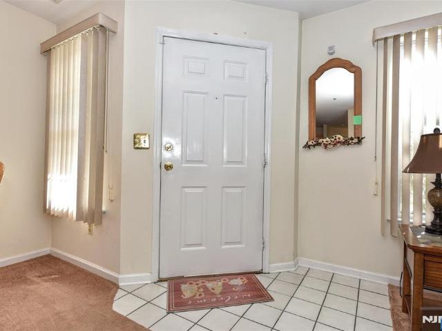 Condo for sale in Pequannock, New Jersey