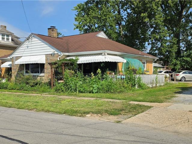 House for sale in Indiana, Pennsylvania