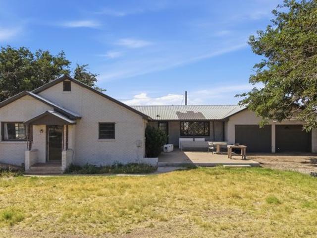 House for sale in Dawson, Texas
