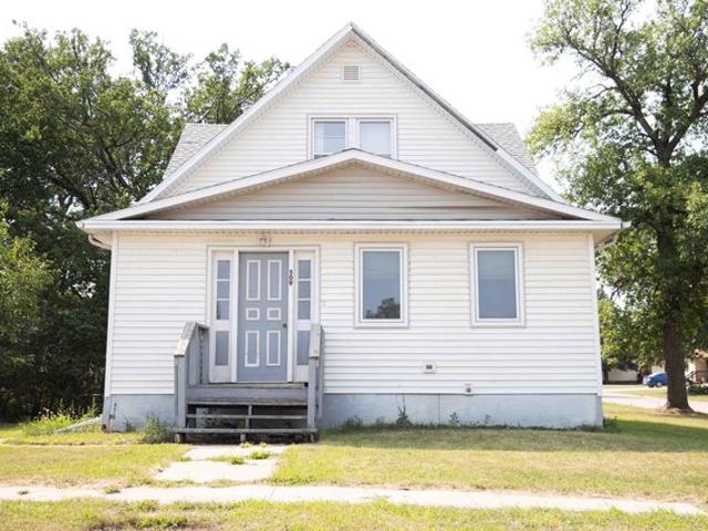 House for sale in Wessington Springs, South Dakota