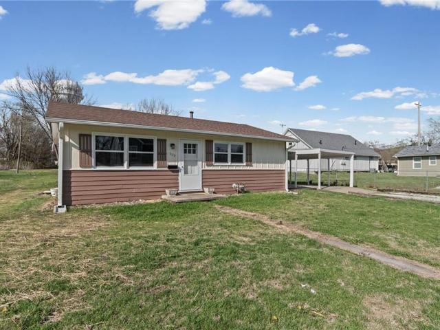 House for sale in Cameron, Missouri