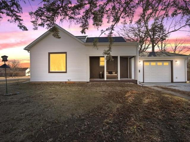 House for sale in Fairbury, Illinois
