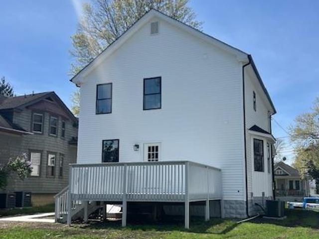 House for sale in Audubon