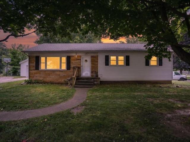 House for sale in Hillsdale, Michigan