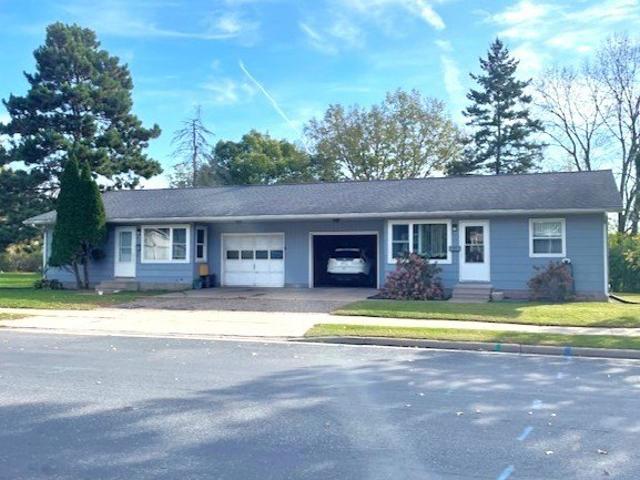 House for sale in Eau Claire, Eau Claire County