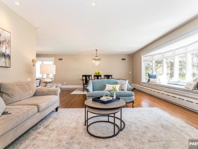 House for sale in Glen Rock