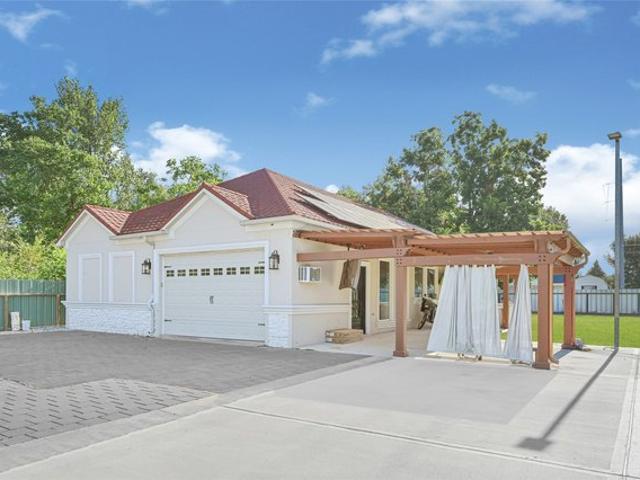 House for sale in Hempstead, Texas