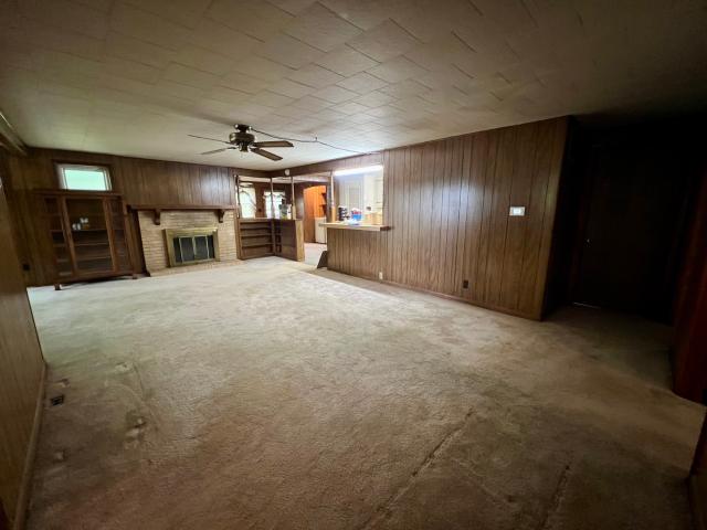 House for sale in Oakland, Illinois