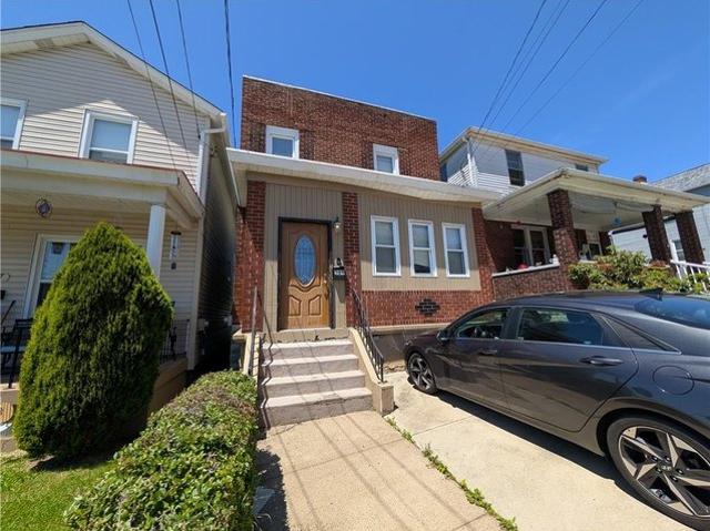 House for sale in Turtle Creek, Pennsylvania