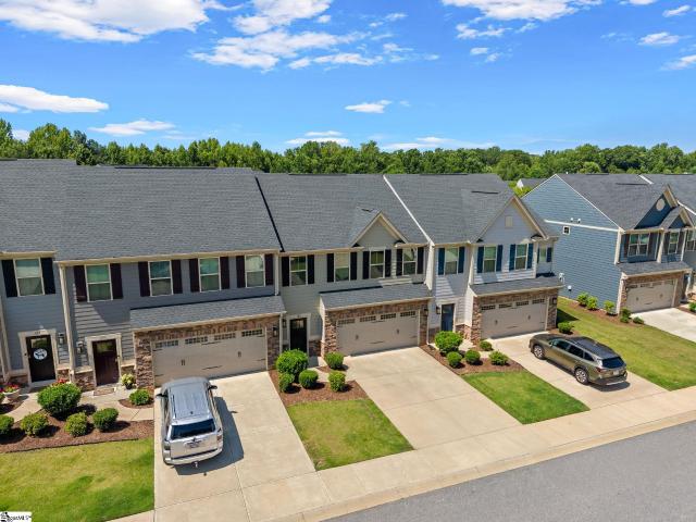 Townhouse for sale in Simpsonville, South Carolina