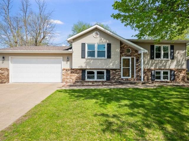 House for sale in Eldridge, Iowa